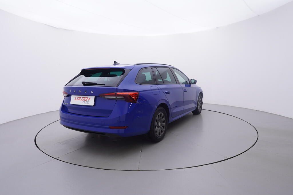 Škoda Octavia, Ambition 2.0 TDI 85 kW - fotka 5