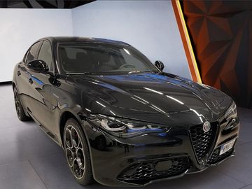 Veloce 2.0 Q4 harman/kardon