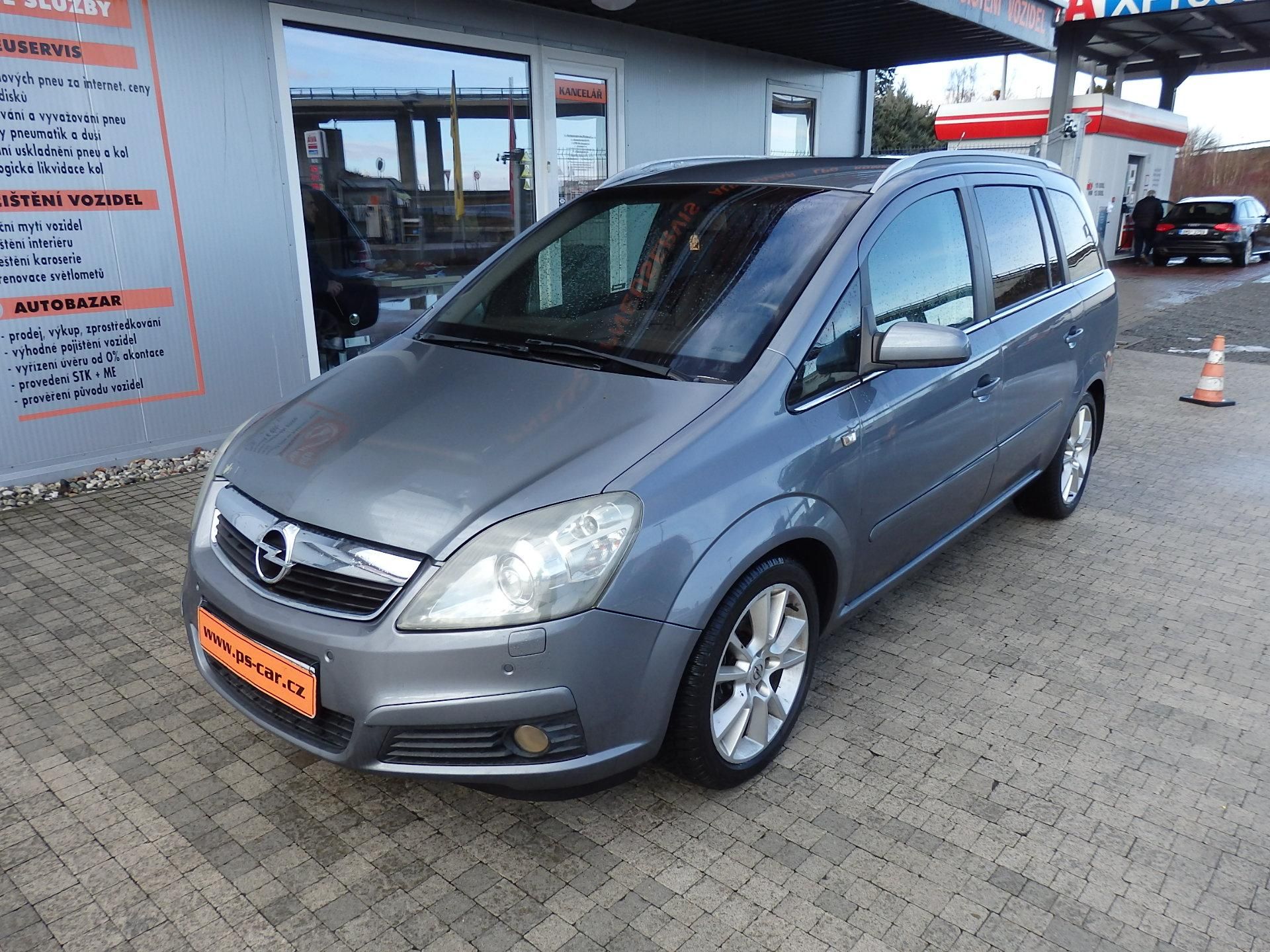 Opel Zafira, 1.9 CDTI 16V 110 kW AUTOMAT - fotka 2