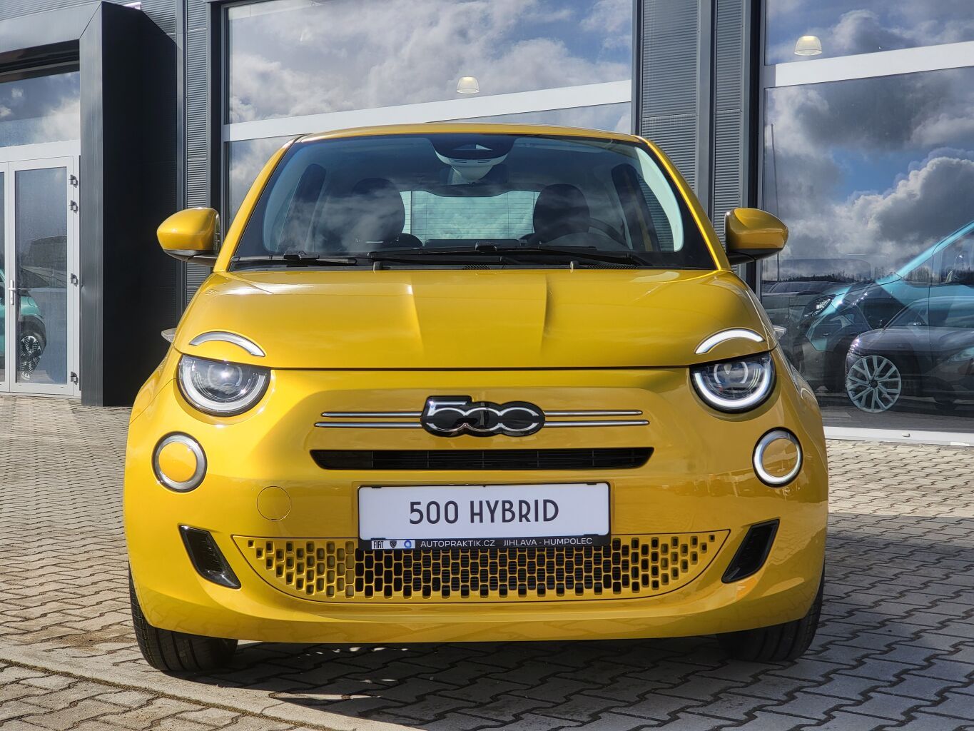 Fiat 500, Torino 1.0 BSG Hybrid 65k MAN6 - fotka 3