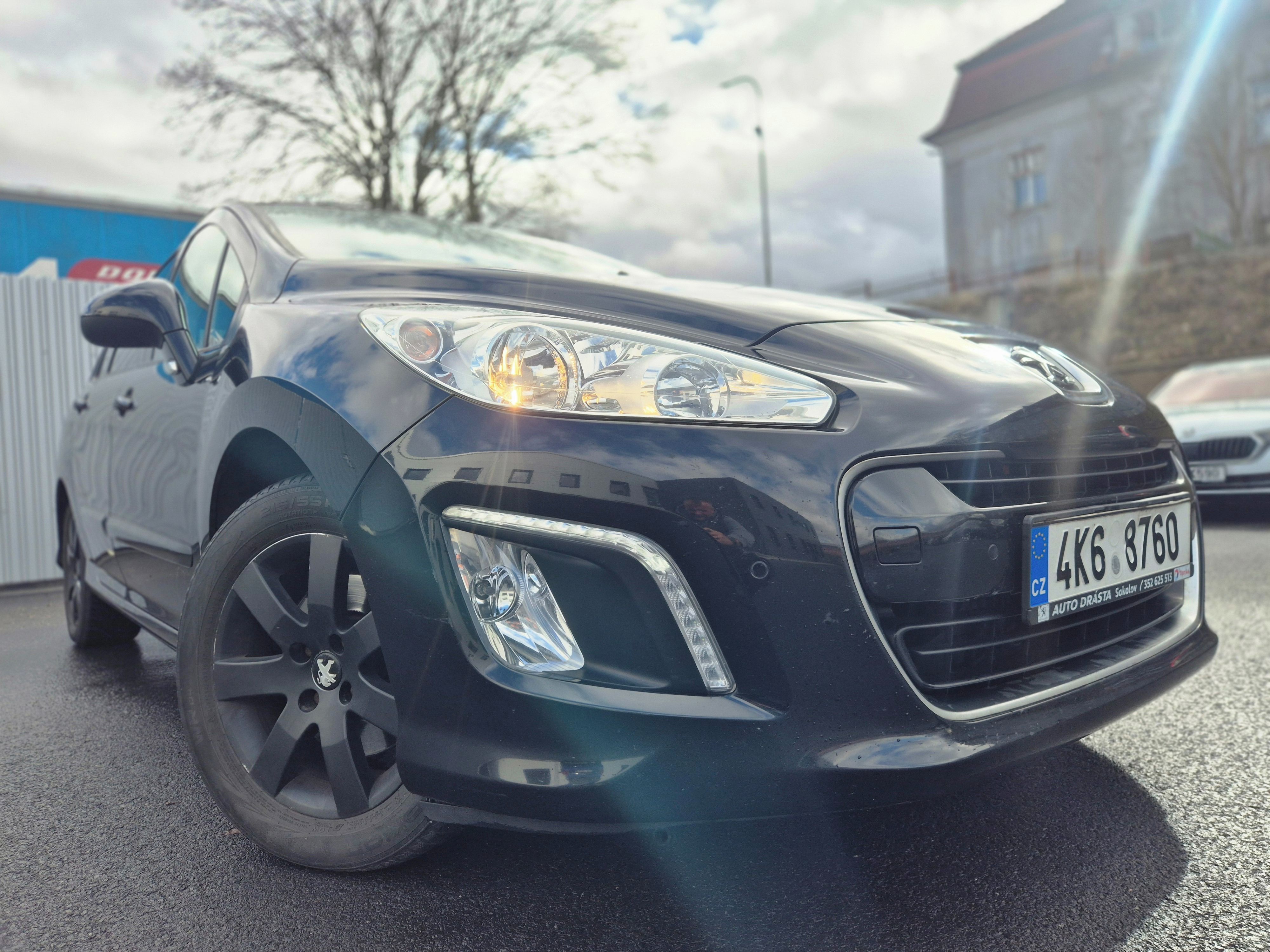 Peugeot 308, 1 maj.plný servis ZÁRUKA 1 ROK - fotka 2