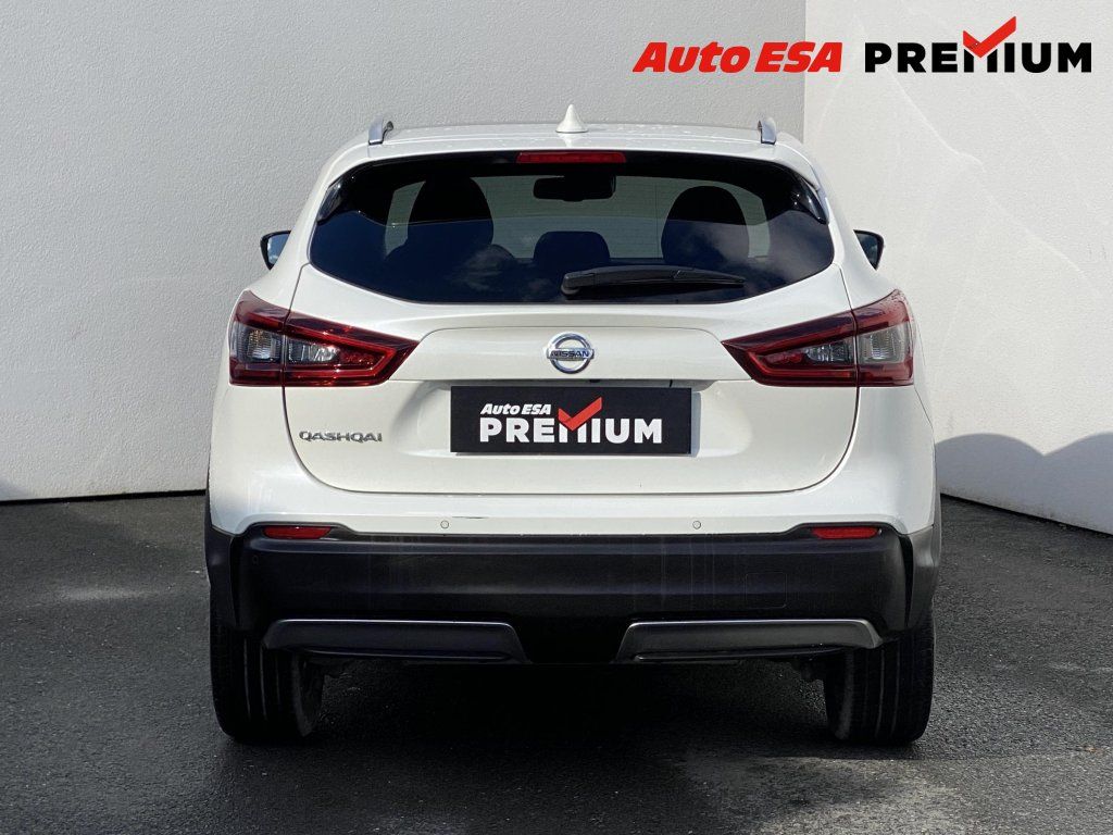 Nissan Qashqai, 1.3 DiG-T,ČR,N-Connecta - fotka 5