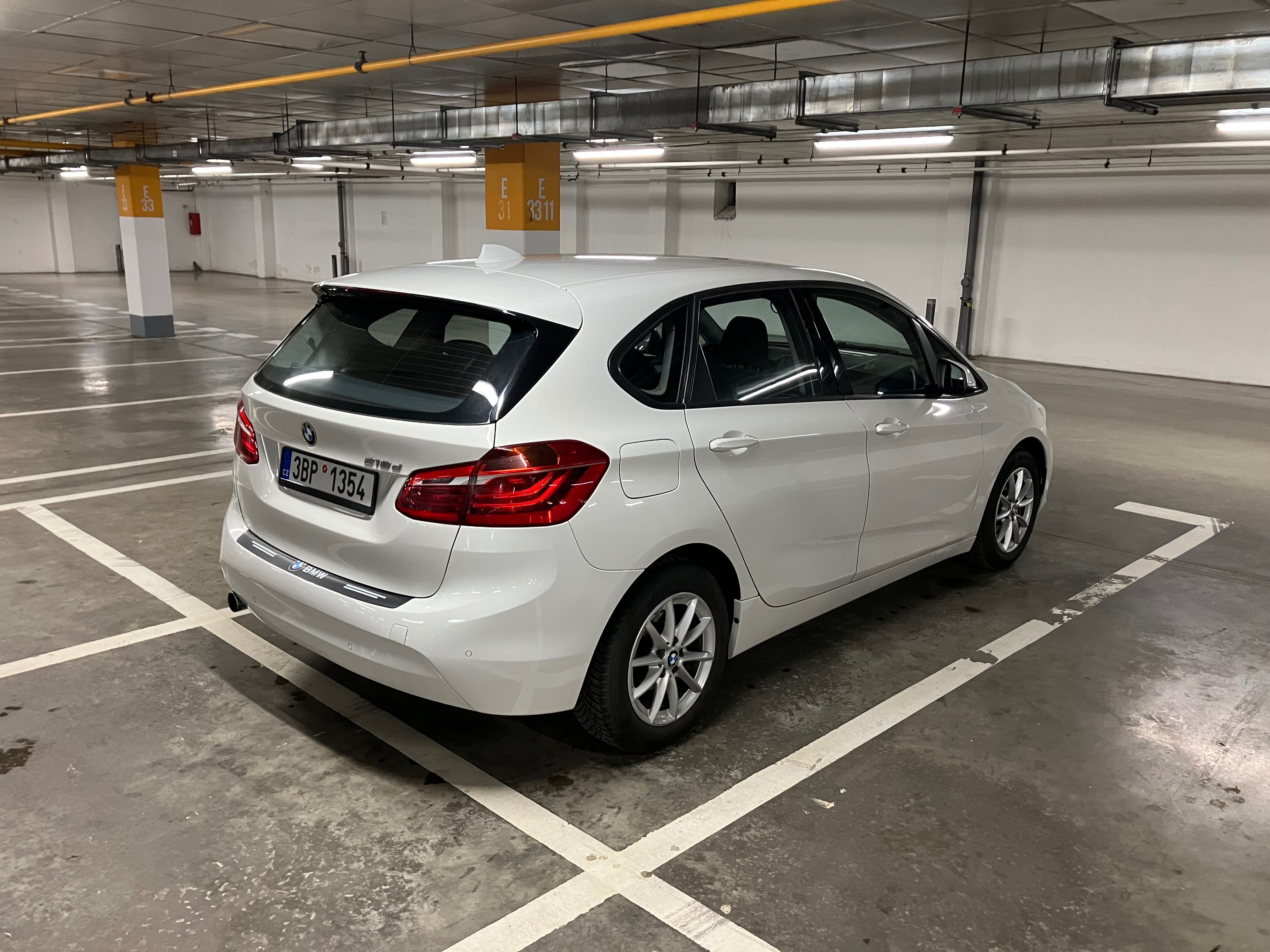 BMW Řada 2, 218d Active Tourer 110kw ČR - fotka 6