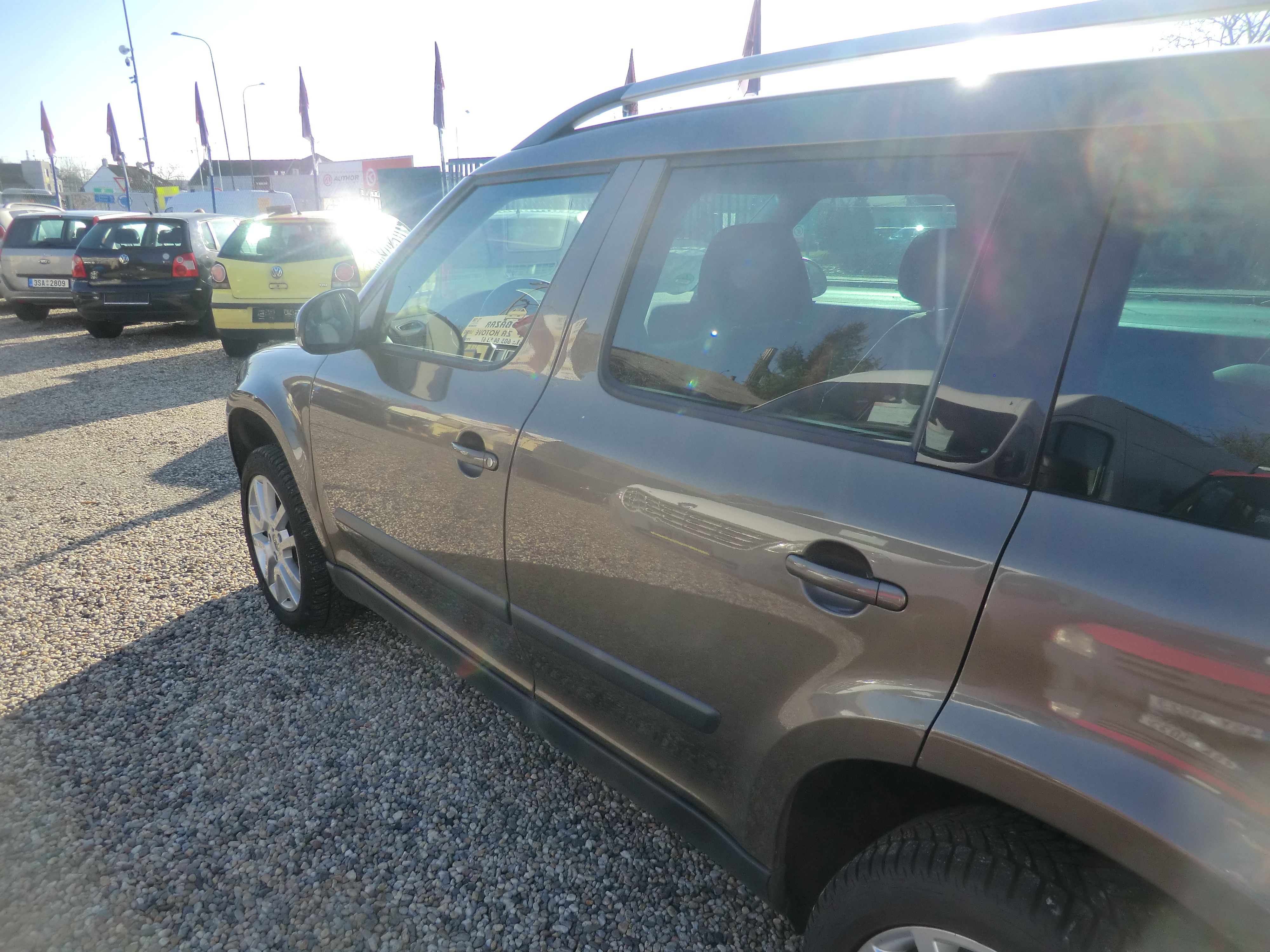 Škoda Yeti, 1.2TSi 77kW DSG NOVÁ STK KLIMA - fotka 5
