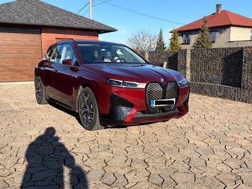 BMW iX xDrive50