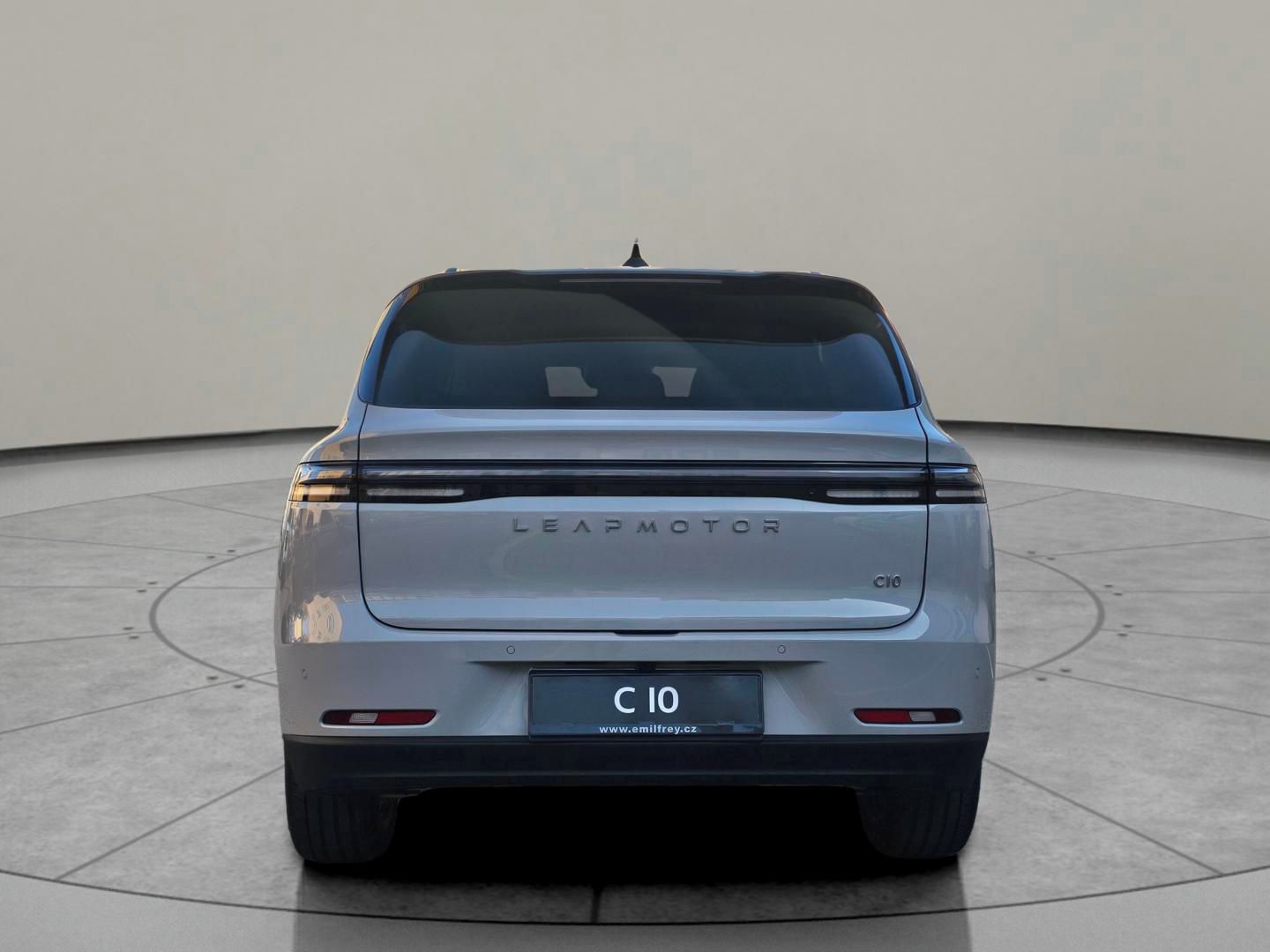 Leapmotor C10 REEV, Design Hybrid EV - fotka 6