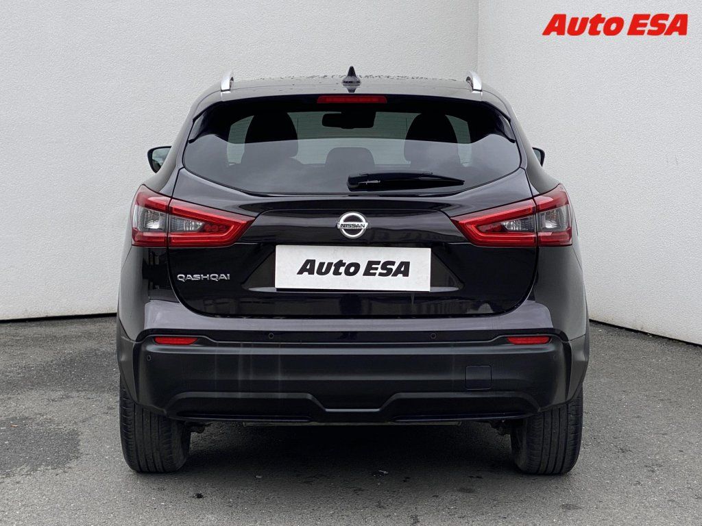 Nissan Qashqai, 1.2DiG-T,Acenta,navi,panor - fotka 5