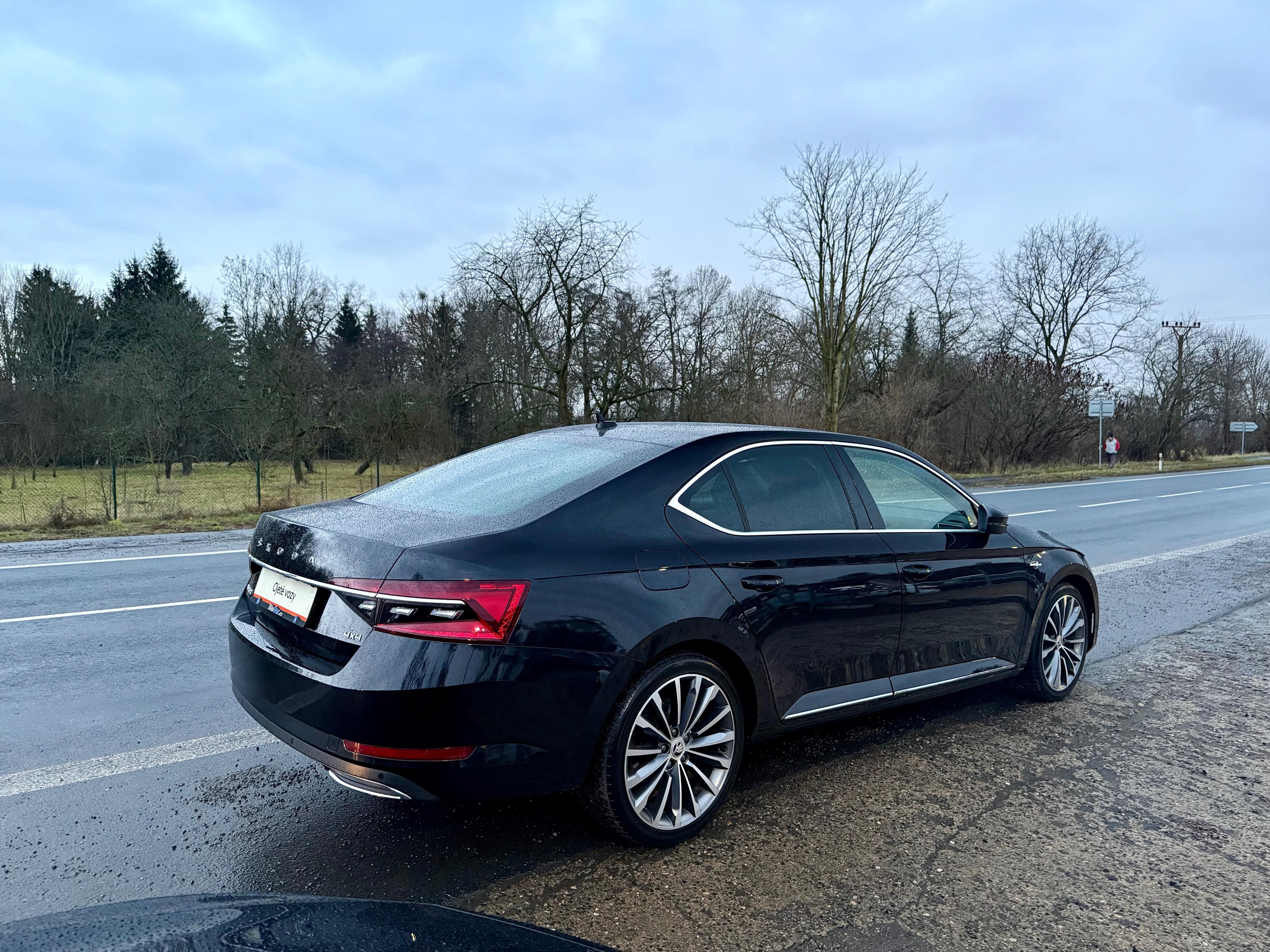 Škoda Superb, 2.0TDi 147kw 4x4 L&K ČR DSG - fotka 3