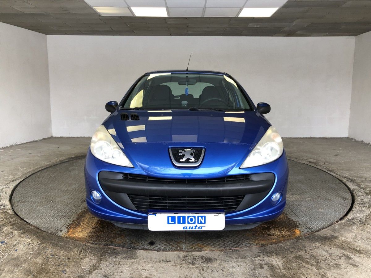 Peugeot 206, 1,1 i  + - fotka 2