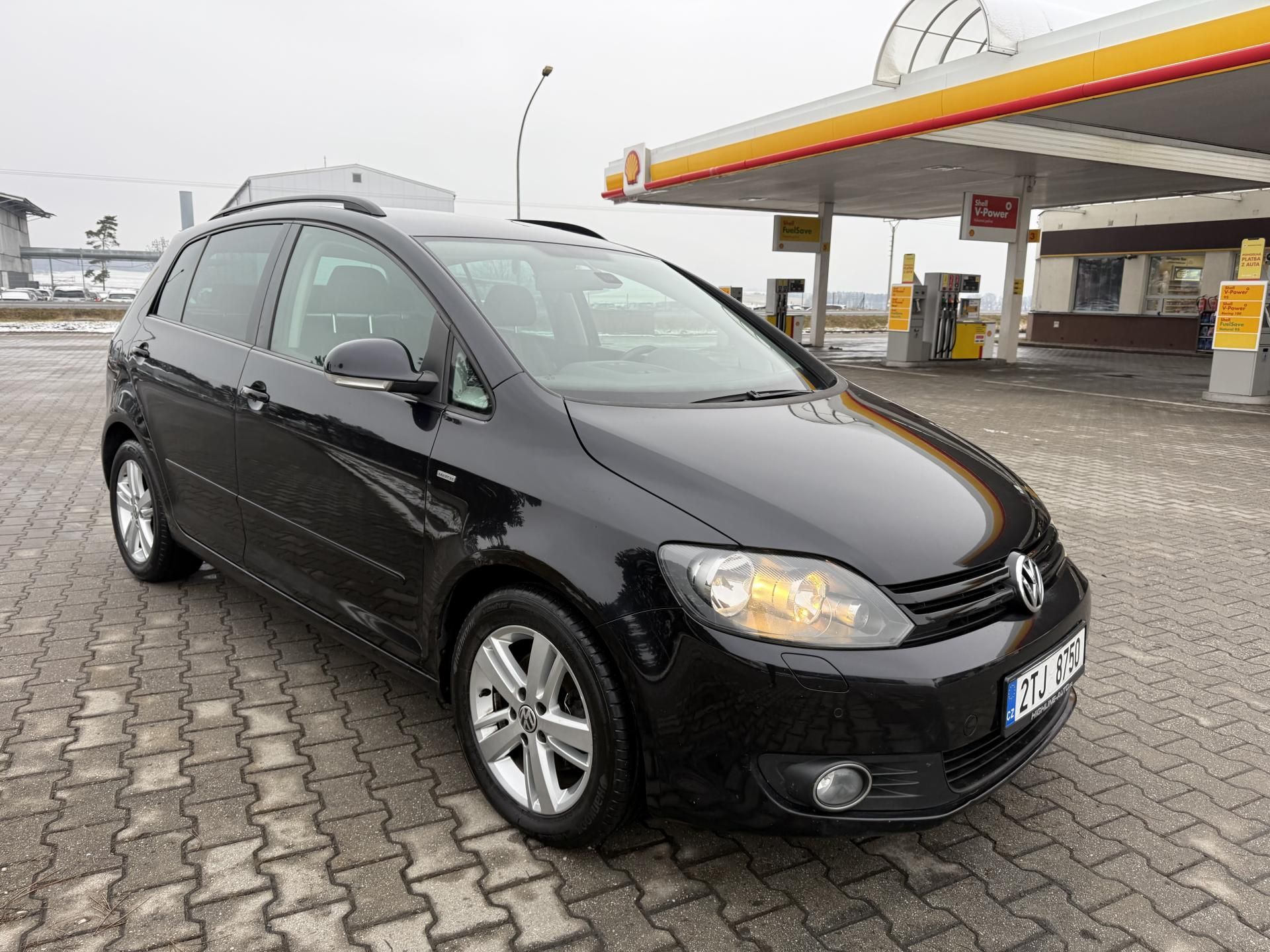 Volkswagen Golf Plus, 1.6 TDI MATCH tažné - fotka 2