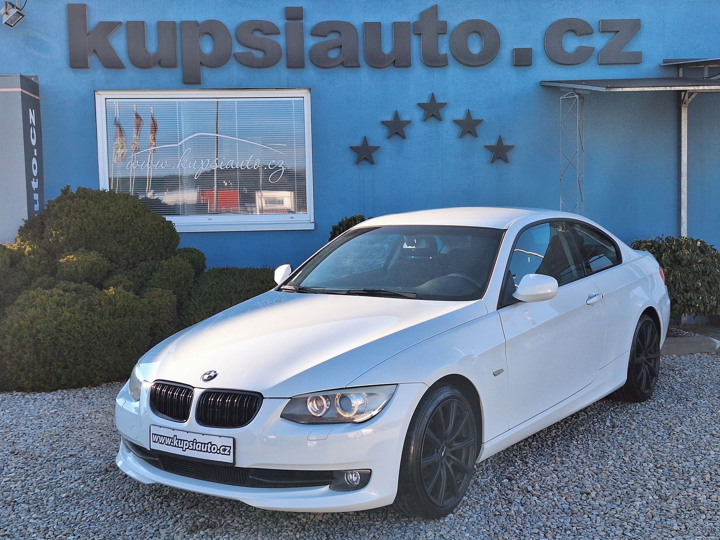BMW Řada 3, 320i Coupe ANDROID, NAVI - fotka 2