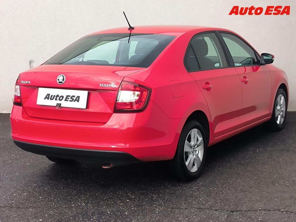 Škoda Rapid, 1.0 TSI,1.maj,ČR,AC - fotka 4