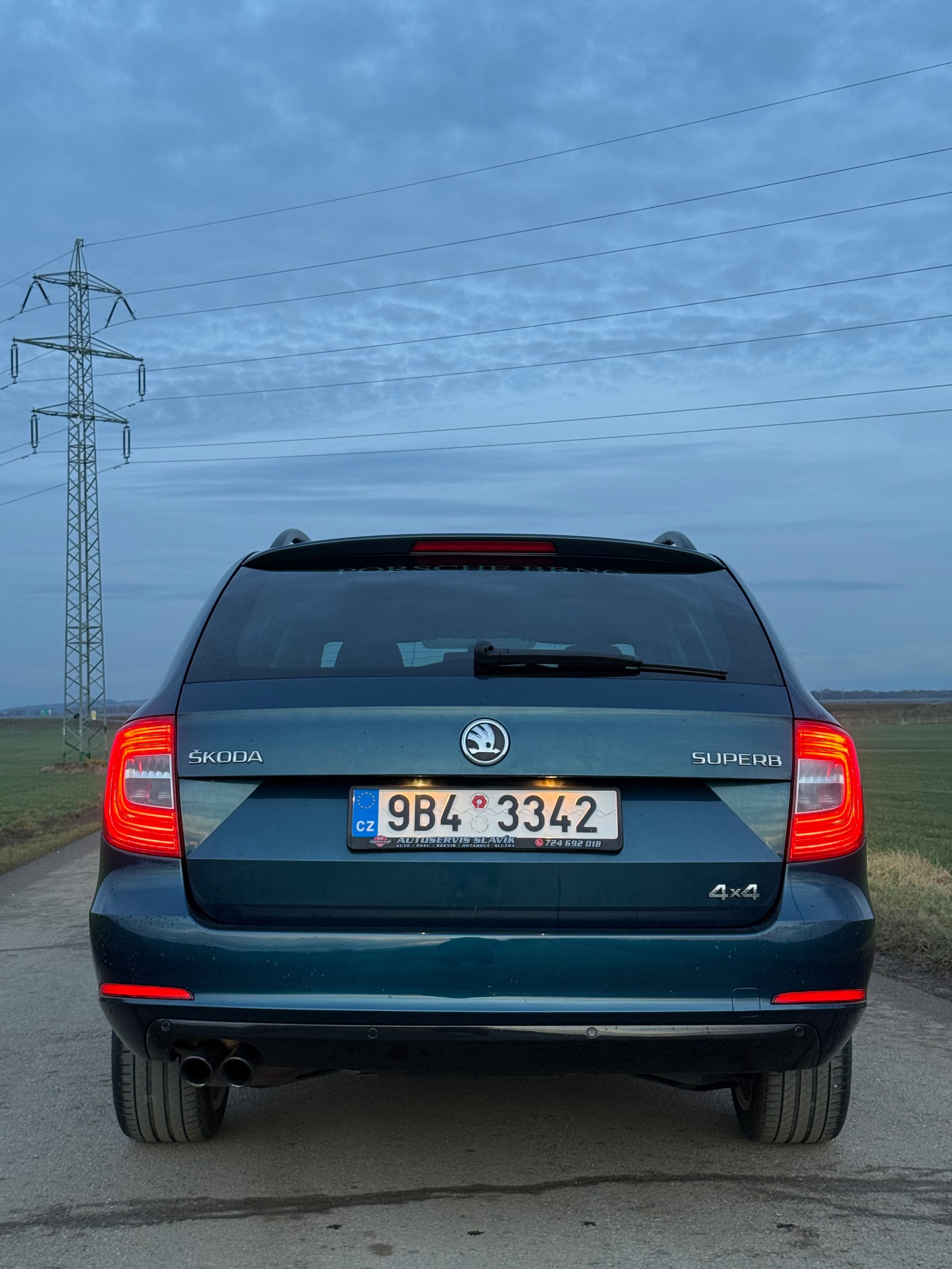 Škoda Superb, Škoda Superb 2.0 TDi,4x4,DSG - fotka 2