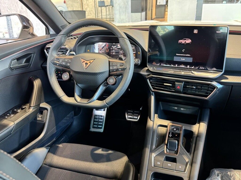 Cupra Formentor, 1.5eTSI 110kW DSG - fotka 4