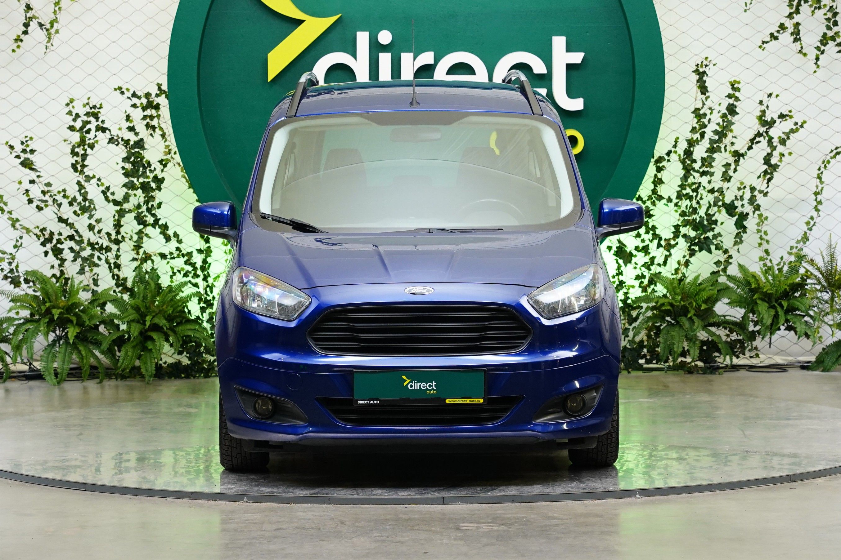Ford Tourneo Courier, 1.5 TDCI 70 kW Trend - fotka 4