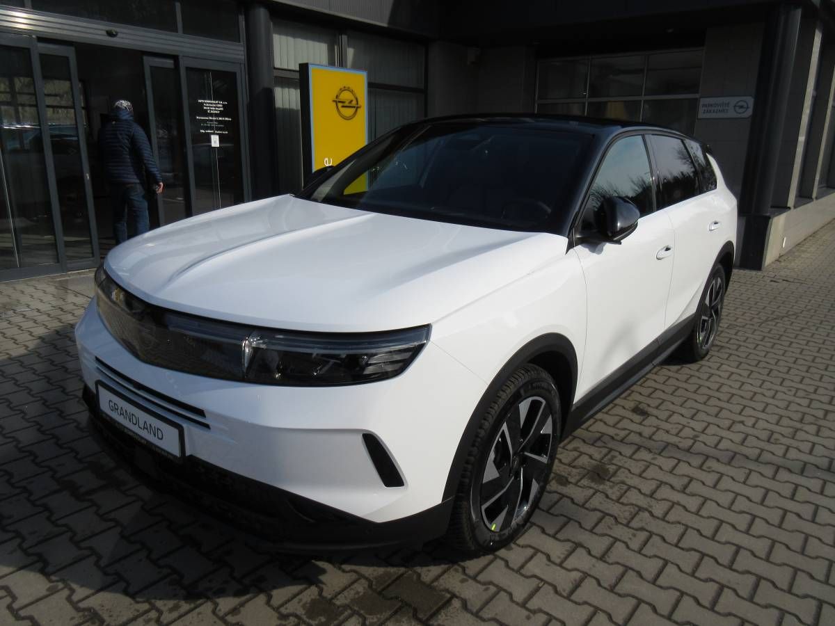 Opel Grandland, GS Hybrid 1.2 TURBO (107kW/145