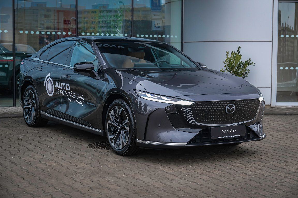 Mazda 6e, EV 245k Long Range Takumi Plus