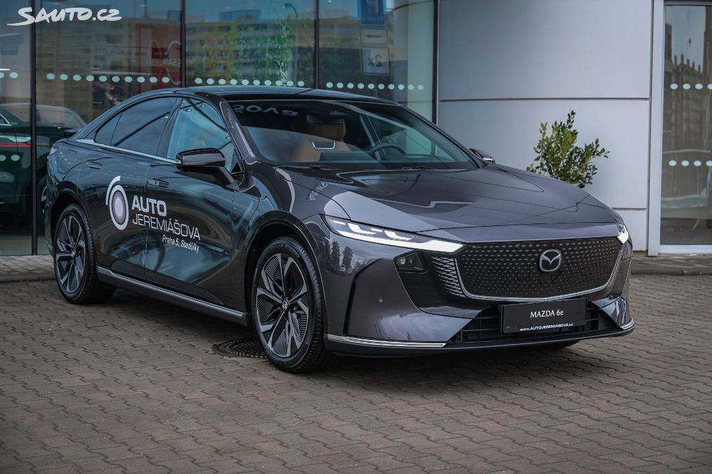 Mazda 6e, EV 245k Long Range Takumi Plus
