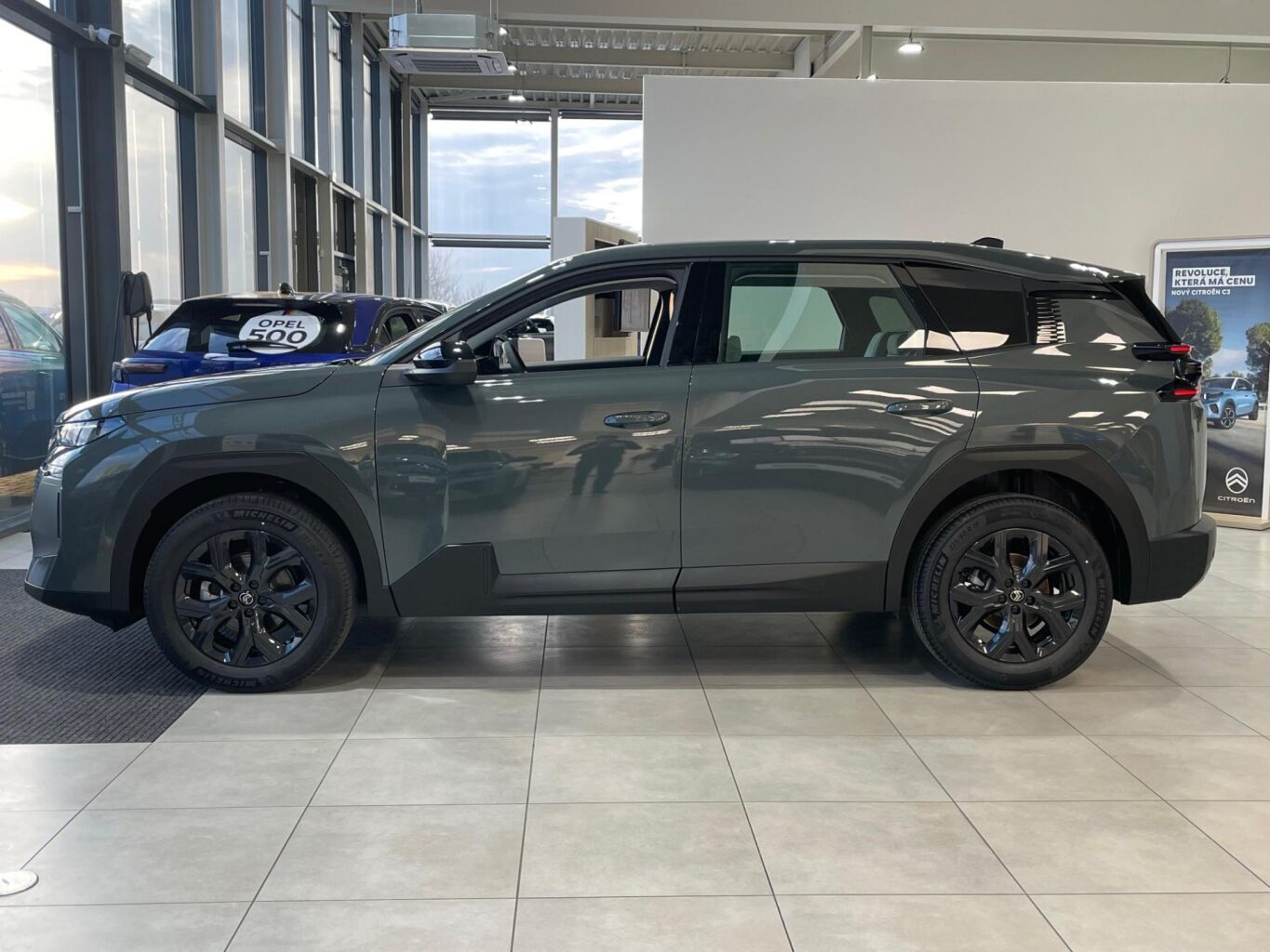 Citroën C5 Aircross, 1,2   YOU Hybrid 145 Automatic - fotka 3