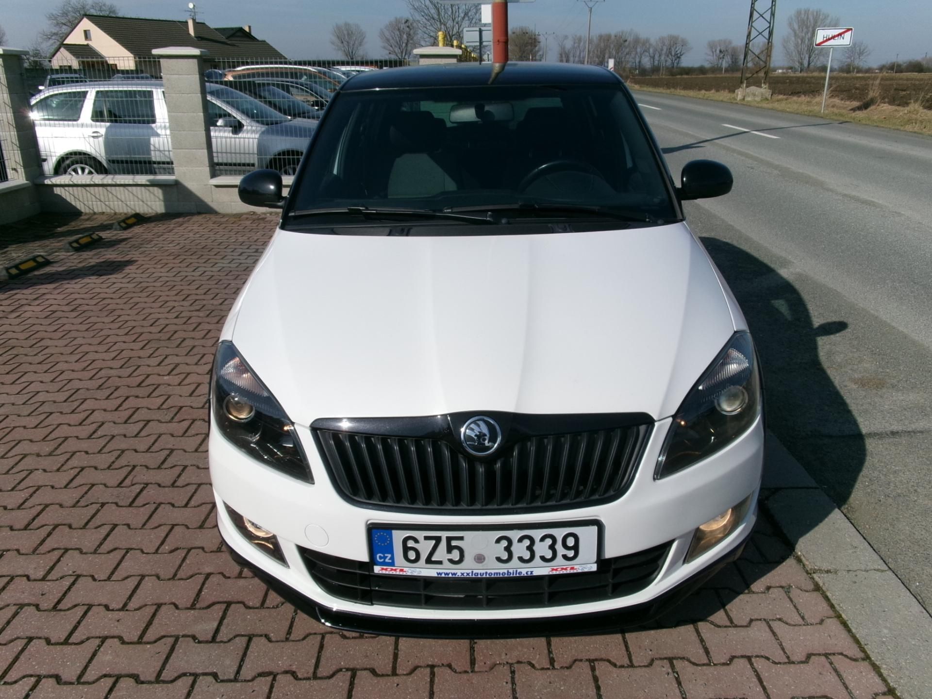 Škoda Fabia, 1,2 TSI KLIMA ALU HF BT - fotka 2