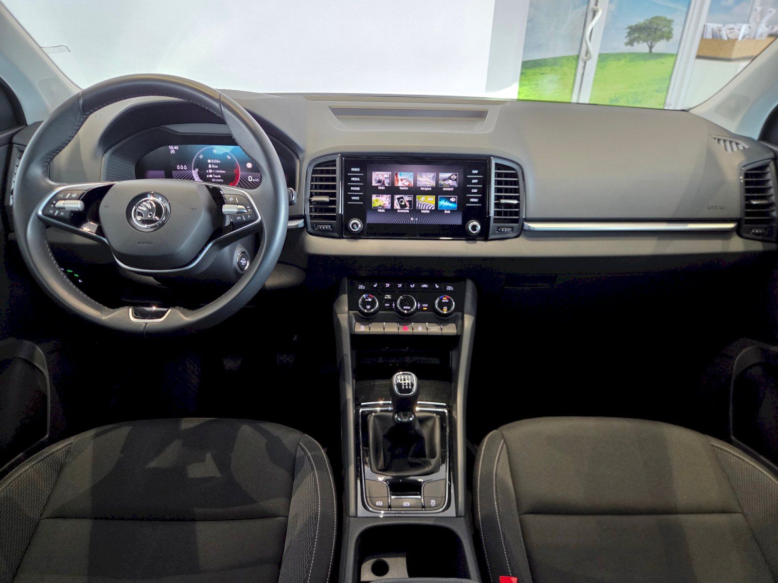 Škoda Karoq, 2,0 TDI / 85 kW Selection - fotka 5