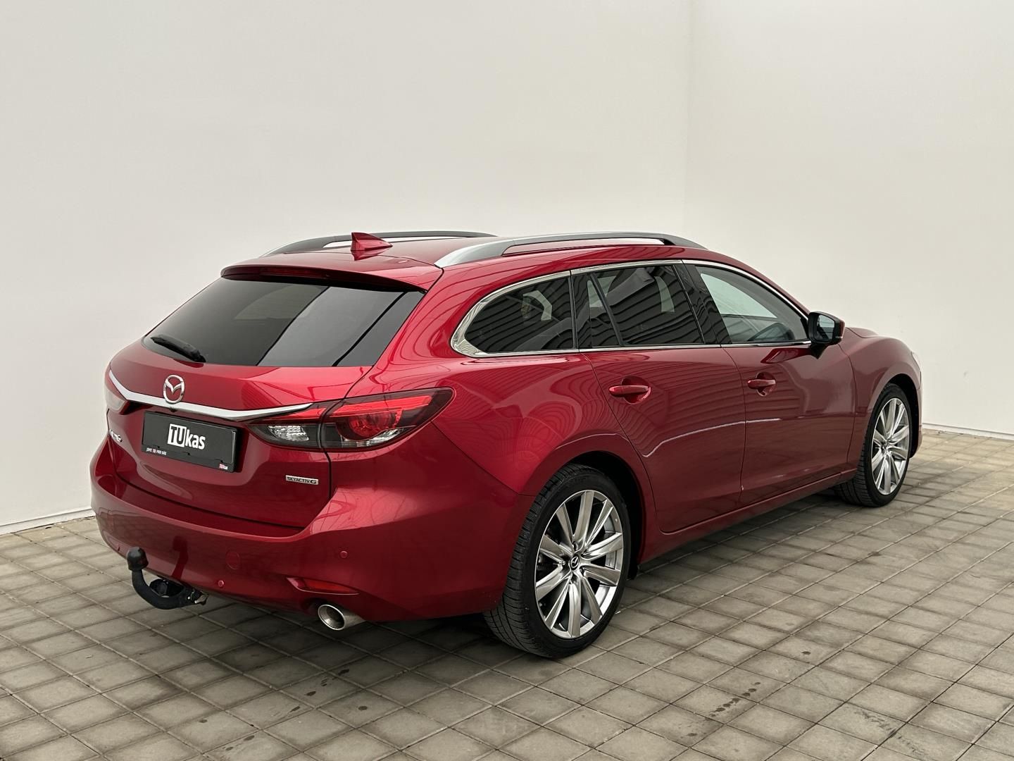 Mazda 6, 2.5Skyactiv-G 143kW Exclusive - fotka 5