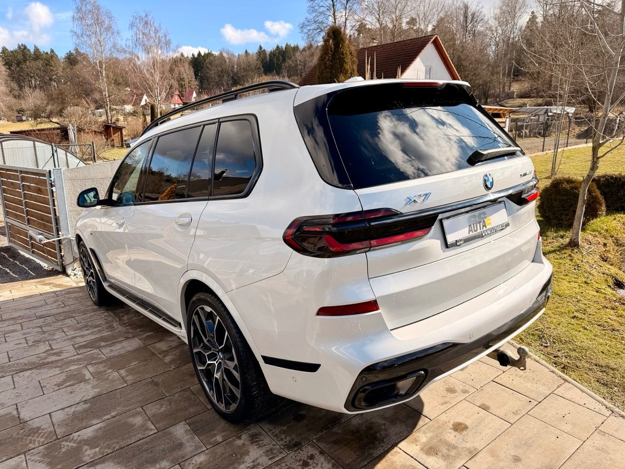 BMW X7, XDrive40d 250kW M-Paket TOP! - fotka 3