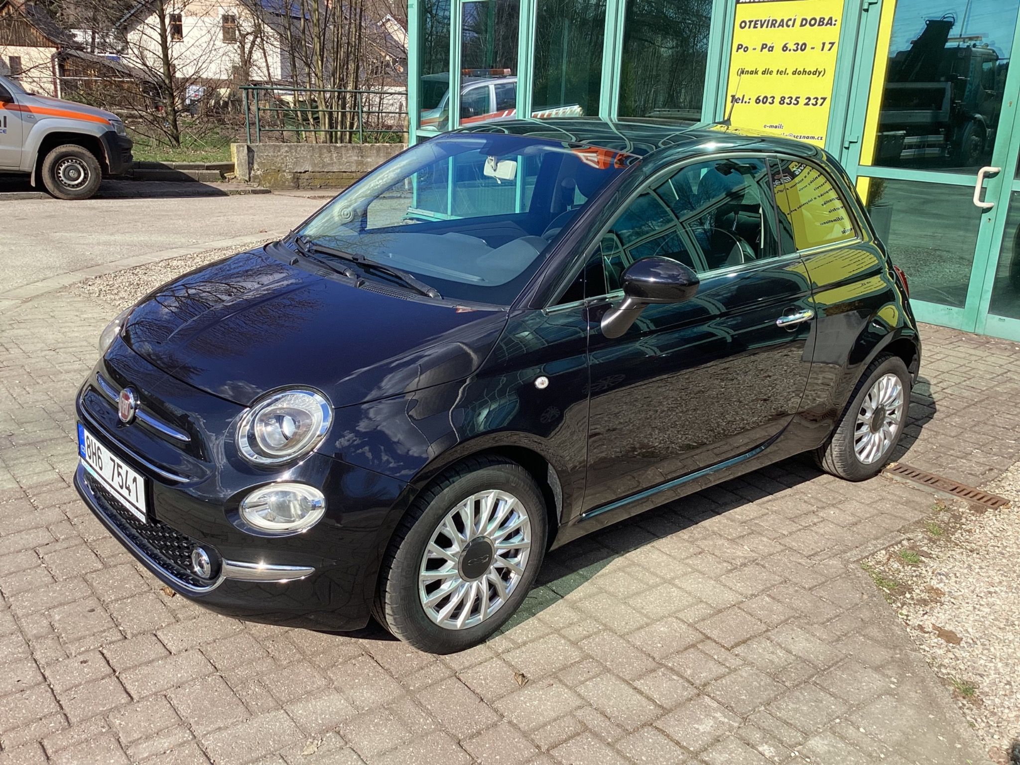 Fiat 500, 1,2, panoramatická střecha - fotka 4