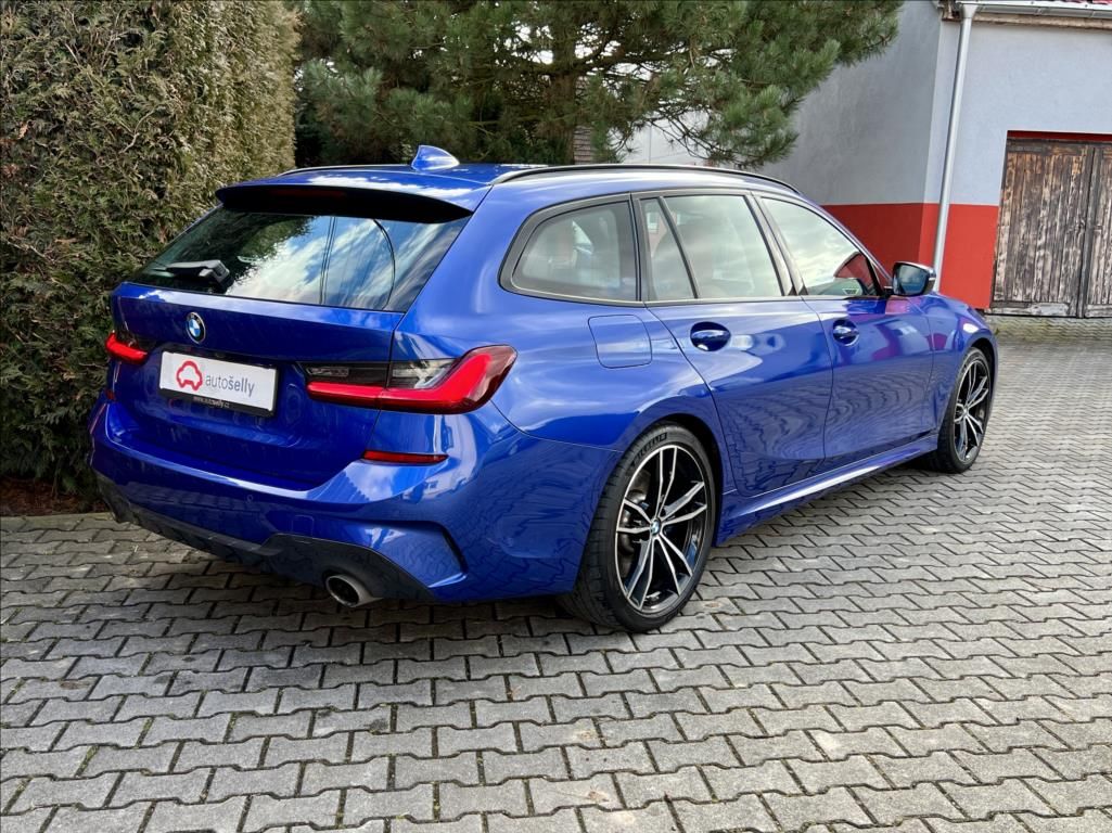 BMW Řada 3, 330D xDrive M SPORT záruka - fotka 5