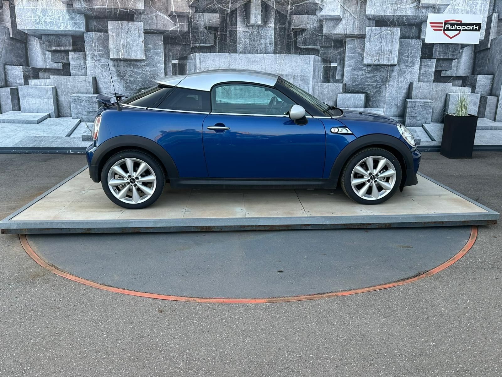 Mini Cooper S, Coupe, 2.0D 105KW - fotka 5