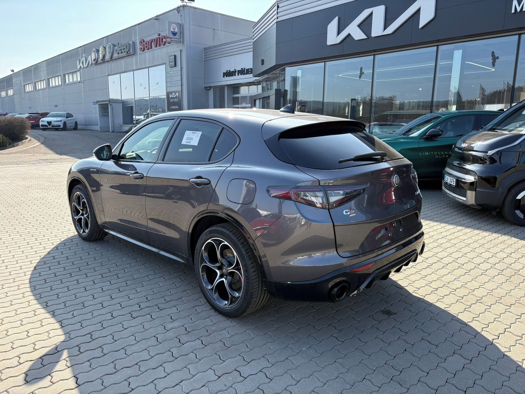 Alfa Romeo Stelvio, Veloce 2.0 Turbo 280k AT8 Q4 - fotka 5