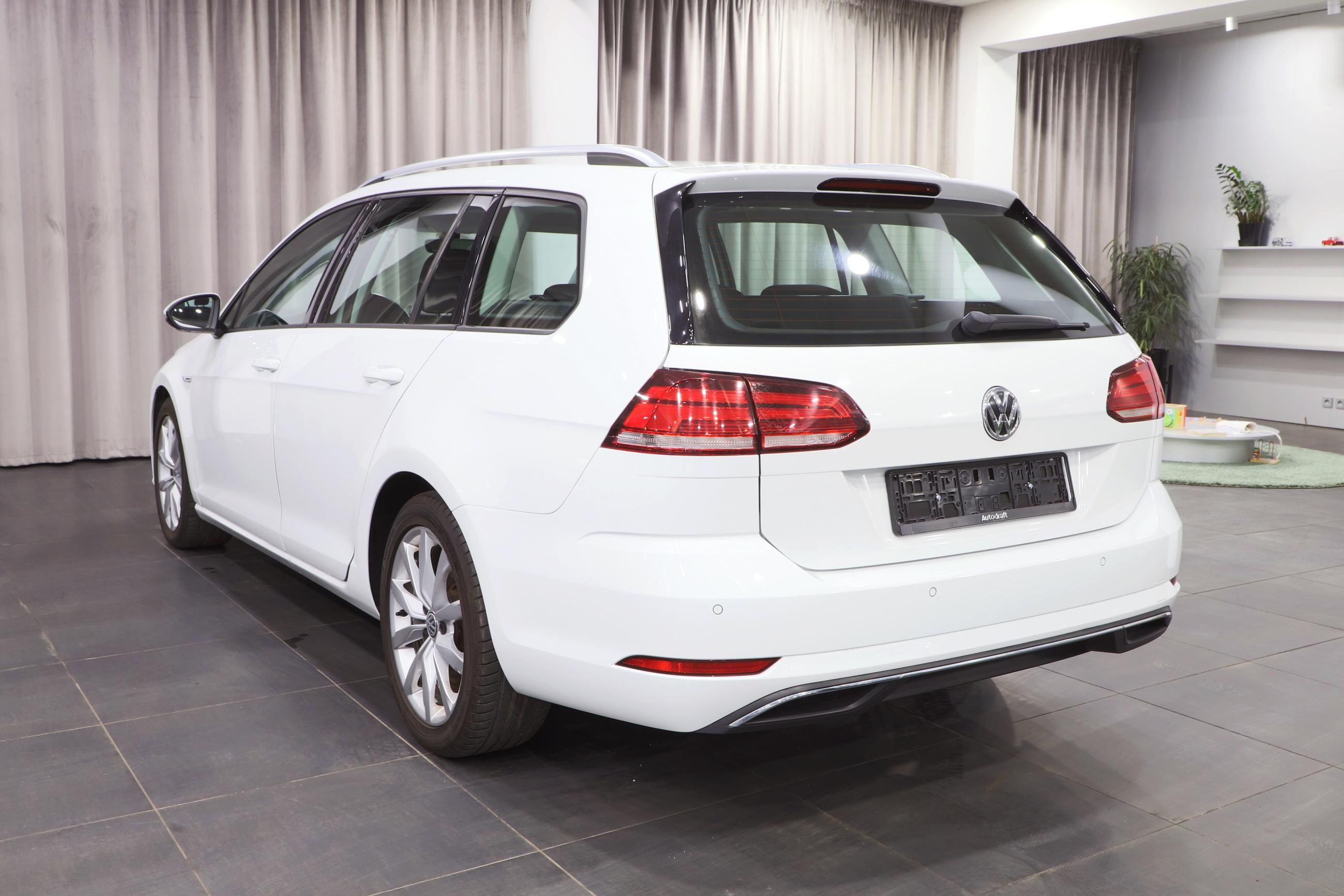 Volkswagen Golf Variant, Comfortline 1.5 TSI 96kW - fotka 4