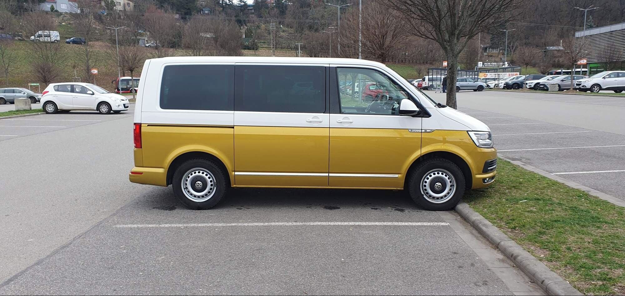 Volkswagen Multivan, VW MULTIVAN T6 BULLI 110kW DSG - fotka 3