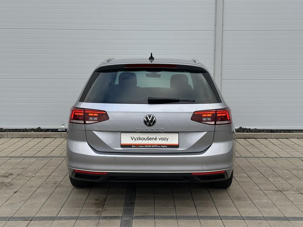 Volkswagen Passat Variant, Business 1.5 TSI 110 kW - fotka 6