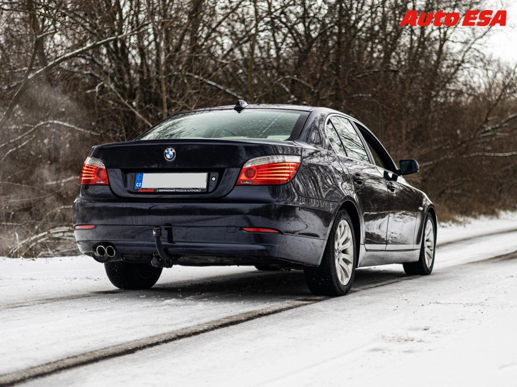 BMW Řada 5, 4.0i 540i,AT,bixen,kůže - fotka 5