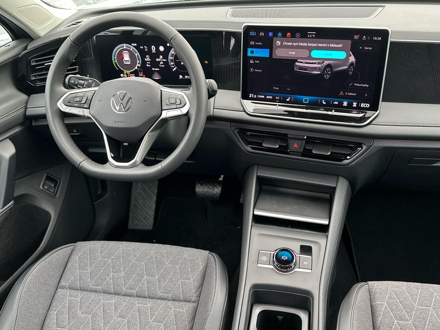 Volkswagen Tiguan, People 1,5 TSI 150 kW eHybrid - fotka 5