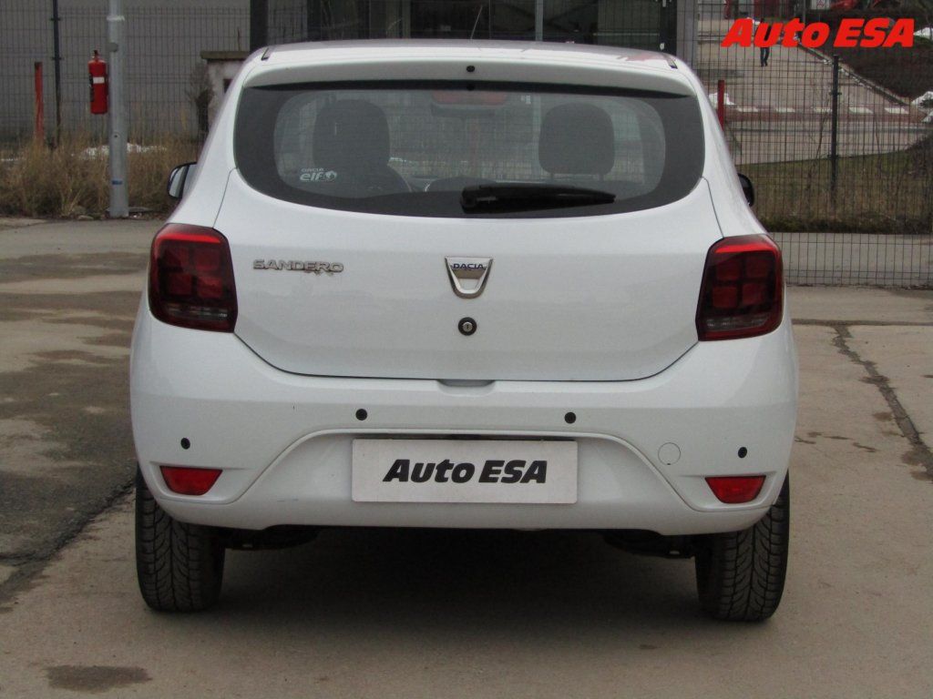 Dacia Sandero, 1.0i,ČR,AC,park.asist - fotka 5