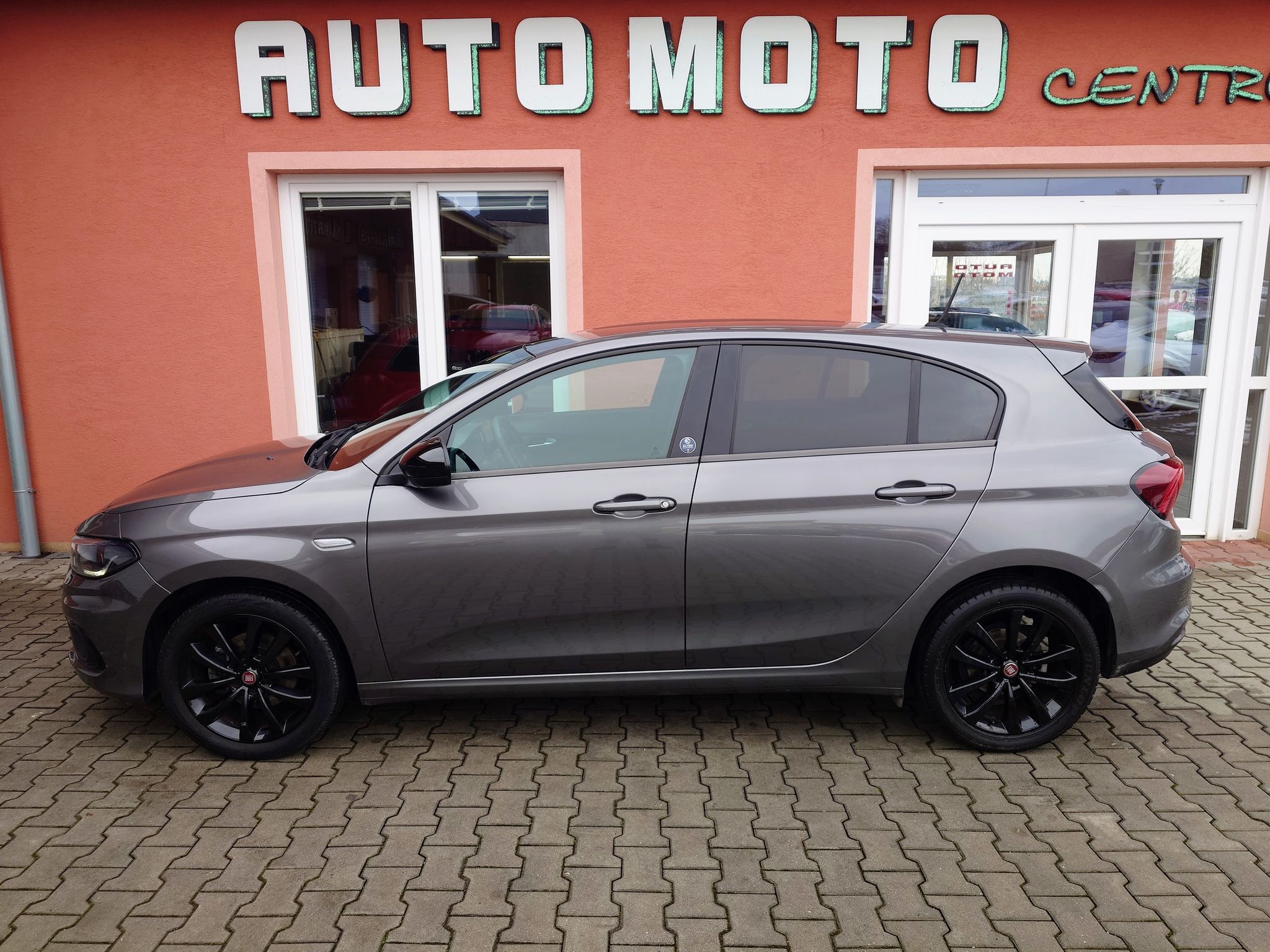 Fiat Tipo, Elysia 1.4 70 kW - fotka 2