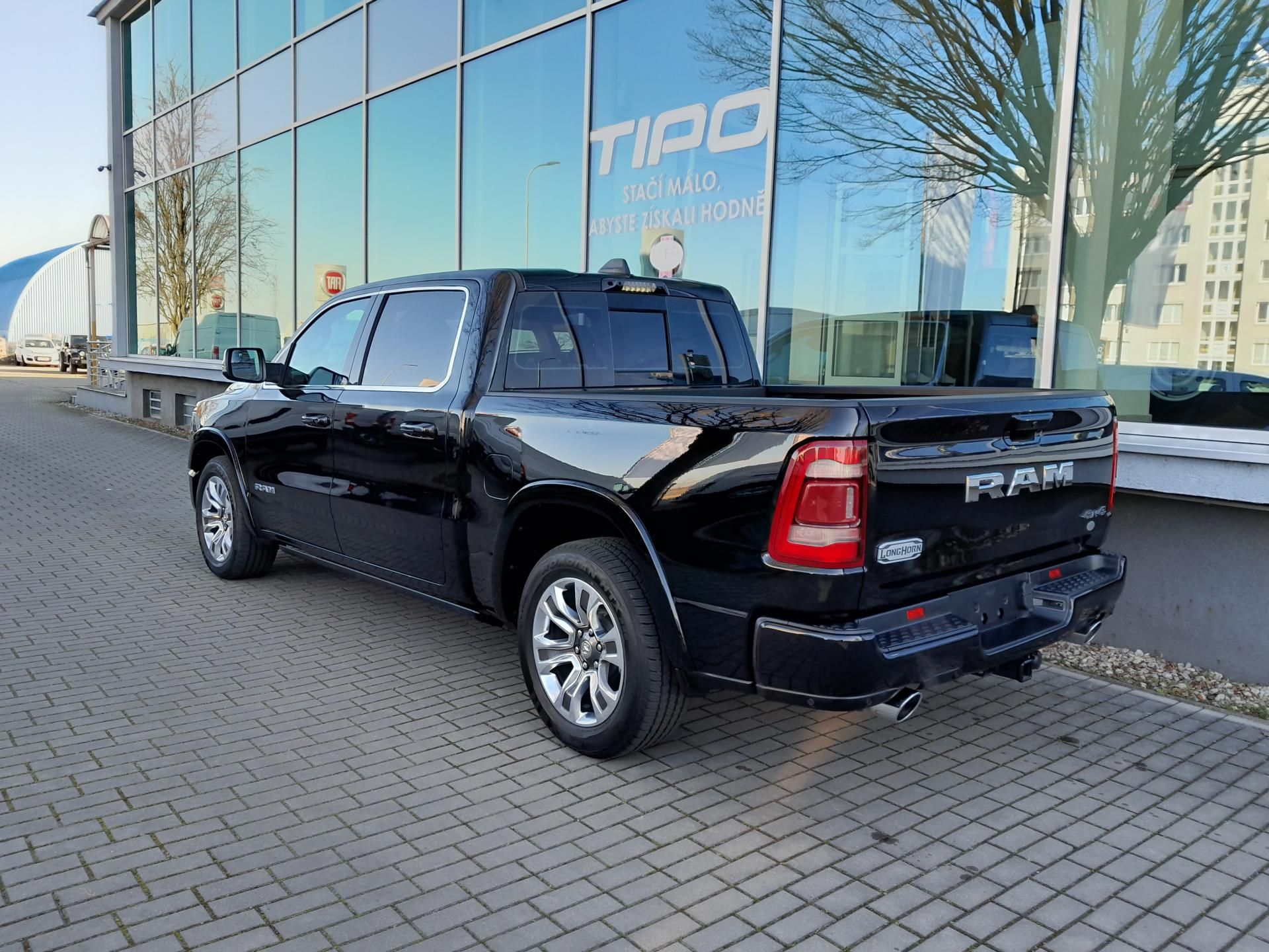 Dodge Ram, 1500, 5.7 V8  Longhorn MY24 - fotka 4