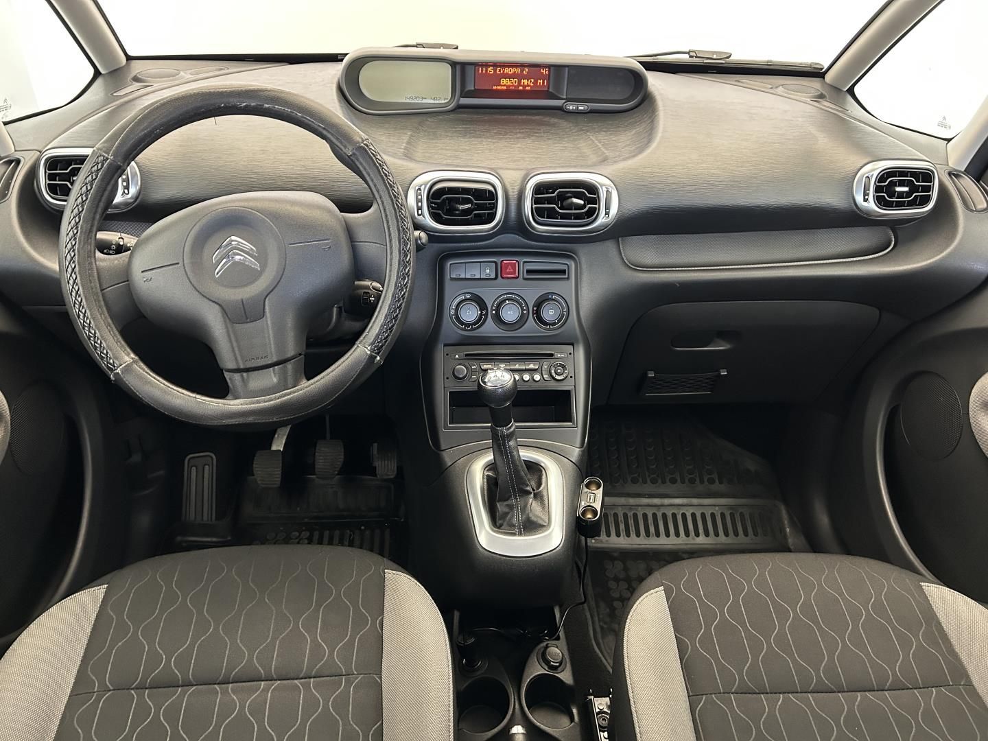 Citroën C3 Picasso, 1.4VTi 70kW Exclusive - fotka 5