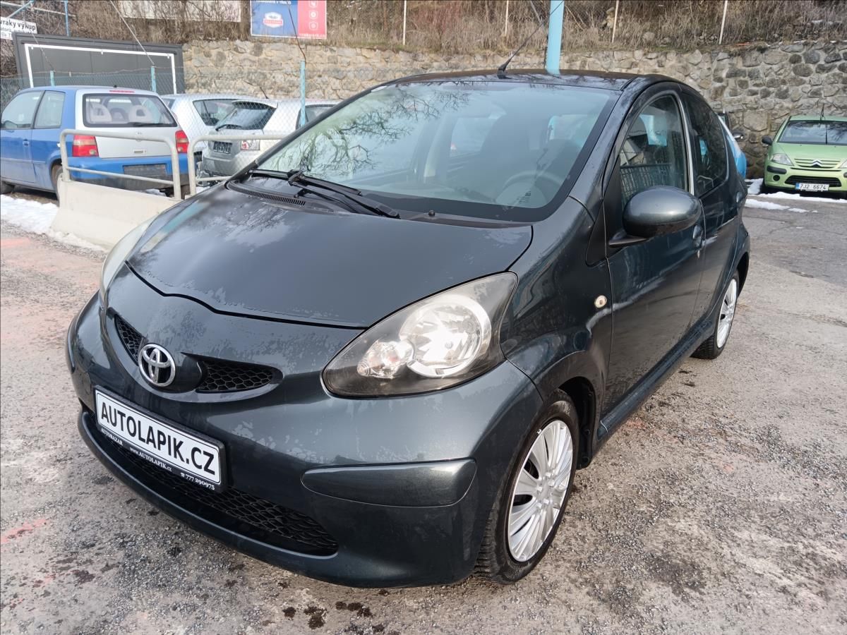 Toyota Aygo, 1,0 VVTi  Cool - fotka 3