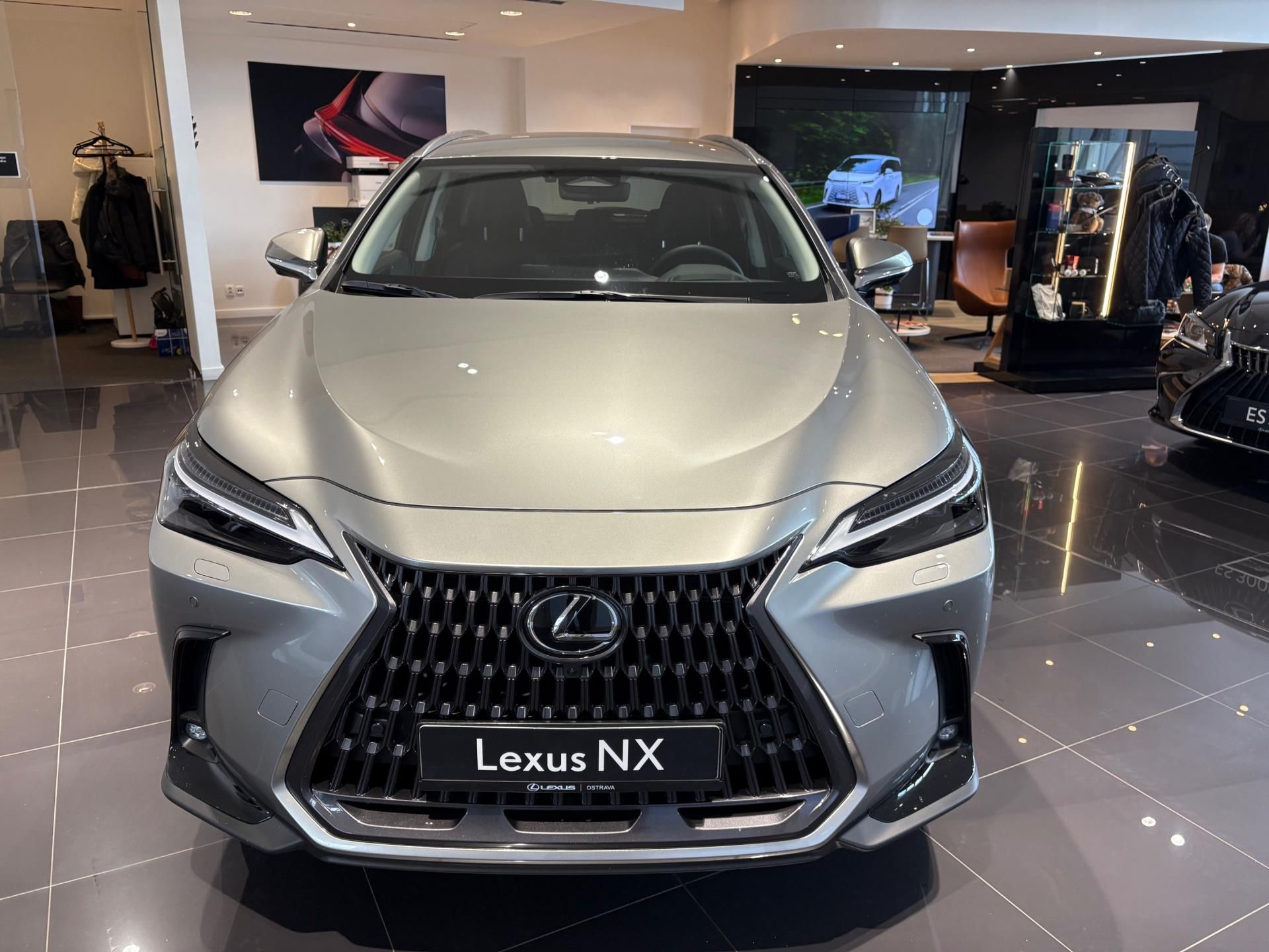 Lexus NX 350h, LUXURY 4x4 - fotka 2