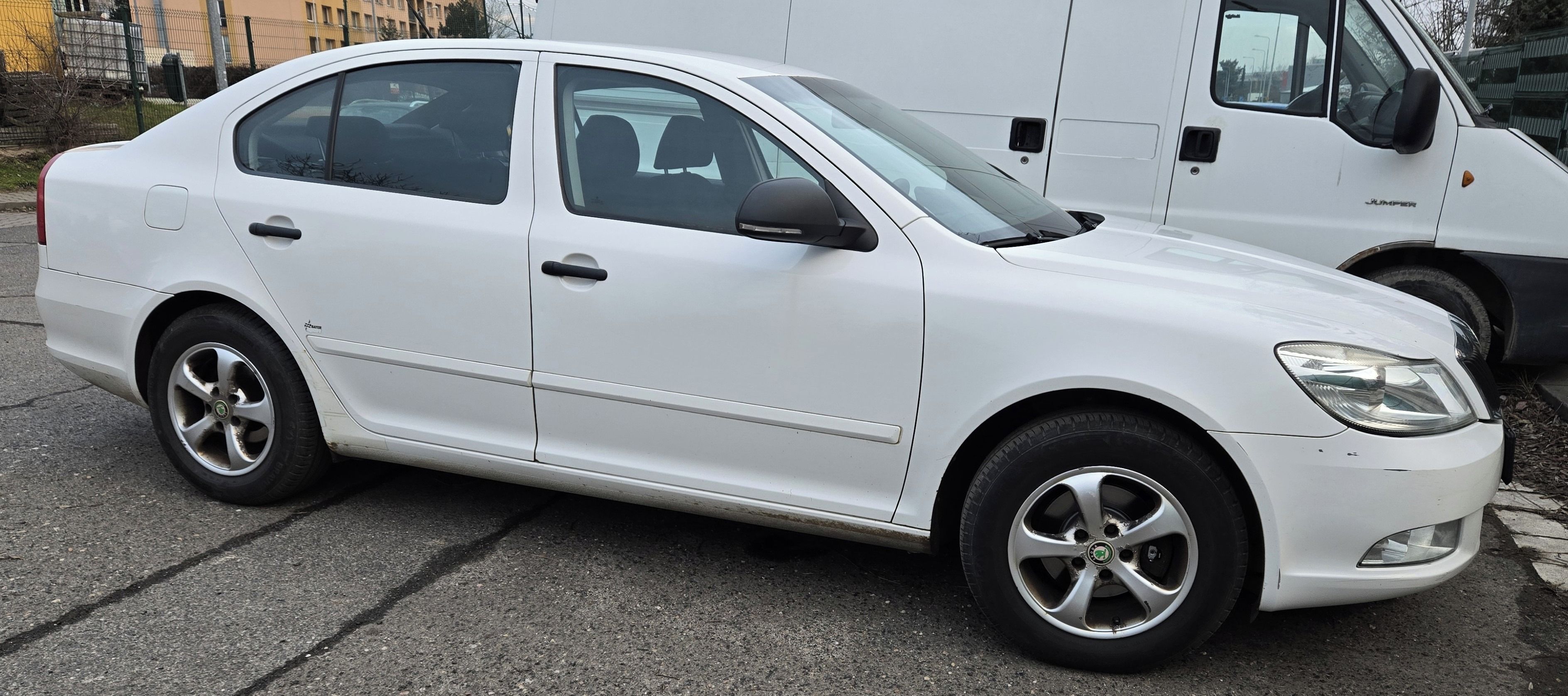 Škoda Octavia, Škoda Octavia 1.6 MPi - fotka 2
