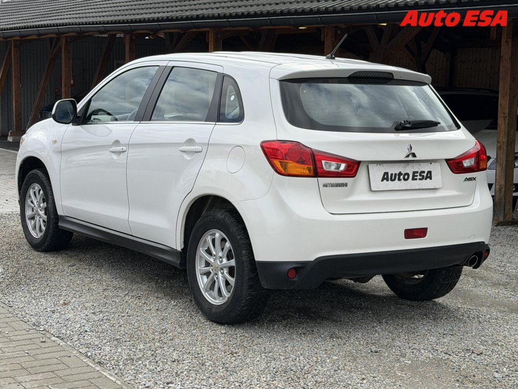 Mitsubishi ASX, 1.8Di-D 4x4,ČR,AC,tempo - fotka 4