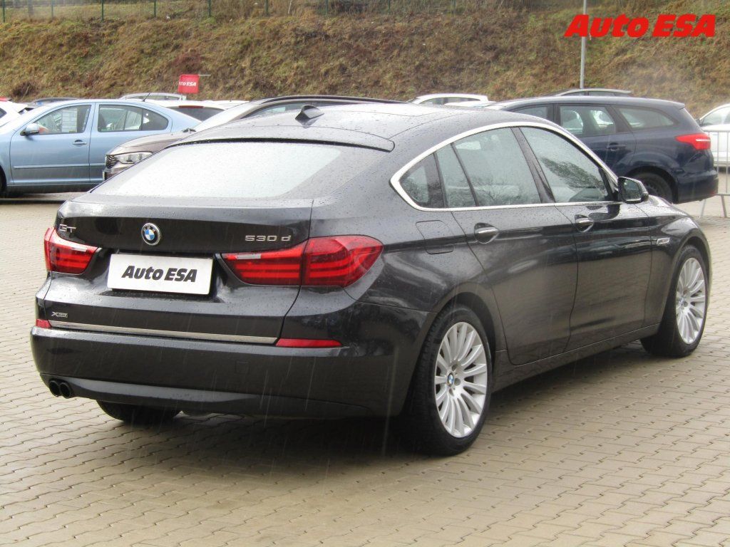 BMW Řada 5, 3.0d 530d xDrive GT,AT,LED - fotka 4