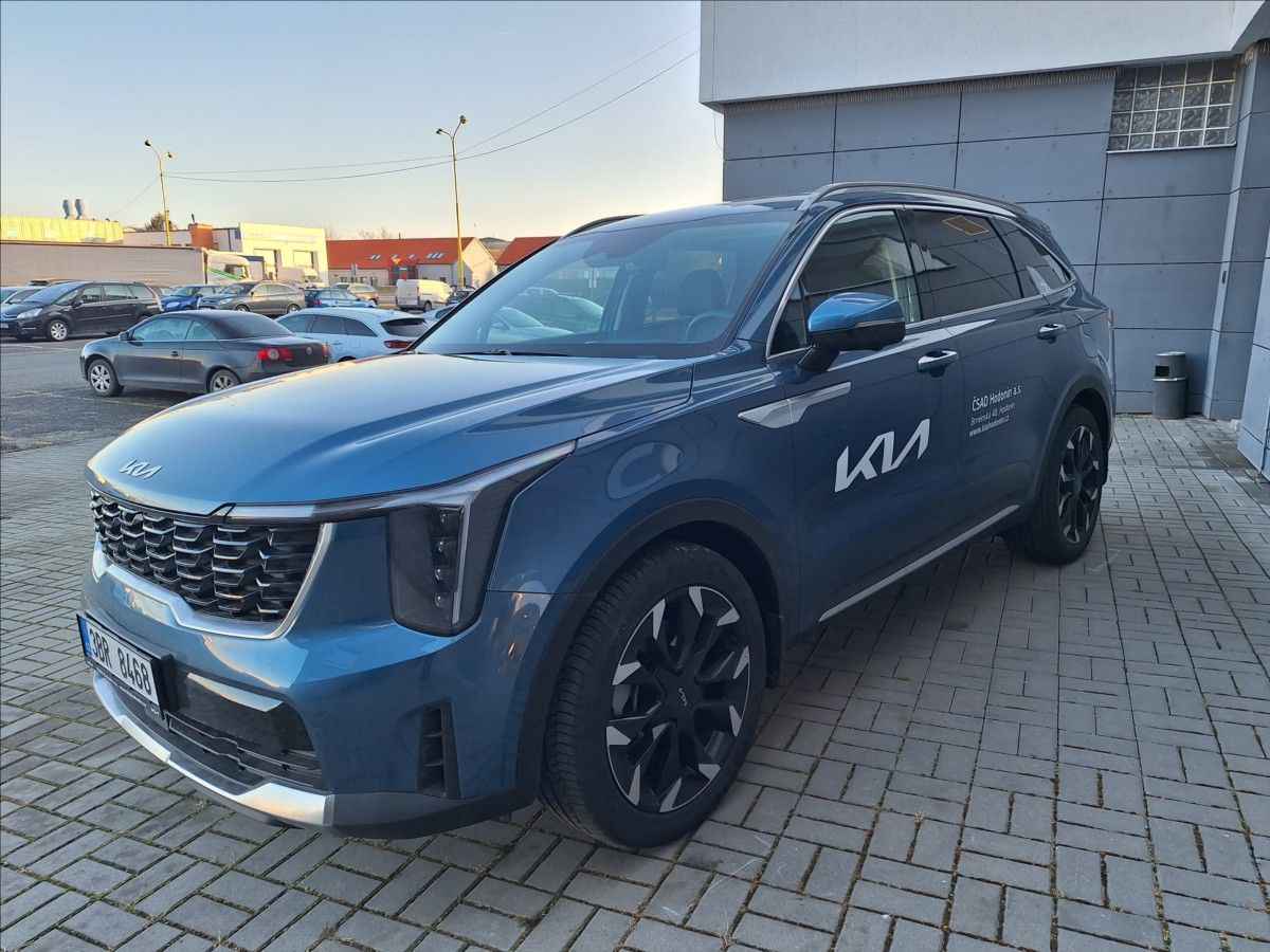 Kia Sorento, 2,2 CRDi SCR 4x4 8DCT aut  TOP - fotka 3