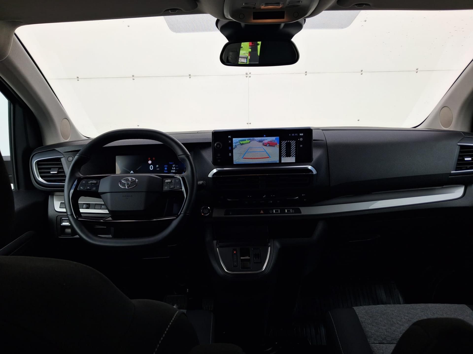 Toyota Proace Verso, 2,0 D-4D 8AT L2 Family Webasto - fotka 5