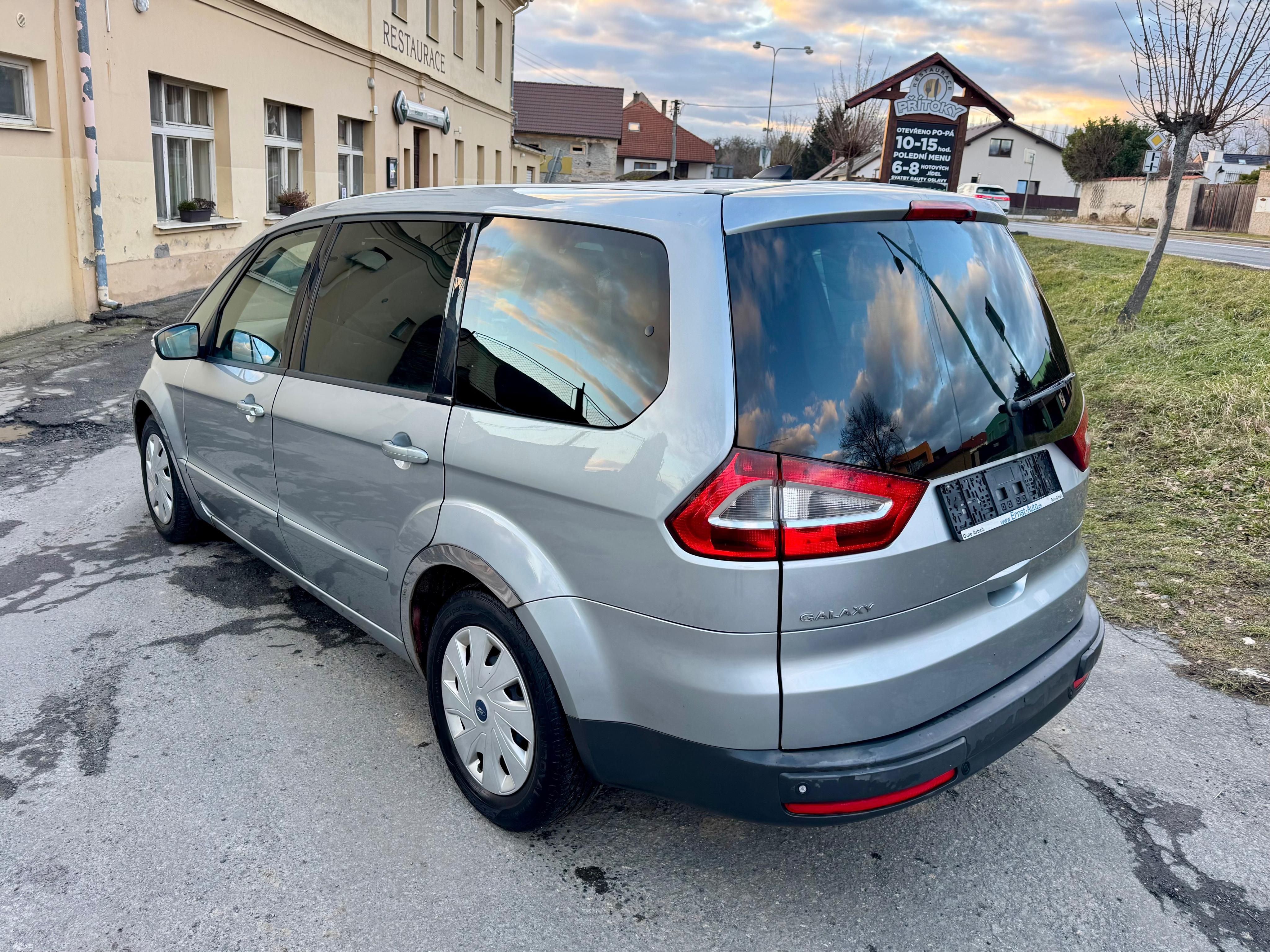 Ford Galaxy, 2.0TDCi 96kW 7.Míst. AC.Navi. - fotka 3