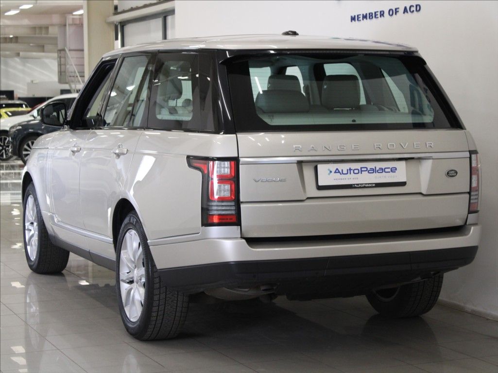 Land Rover Range Rover, 3,0 TDV6 190kW Pano.175tkm.ČR - fotka 3