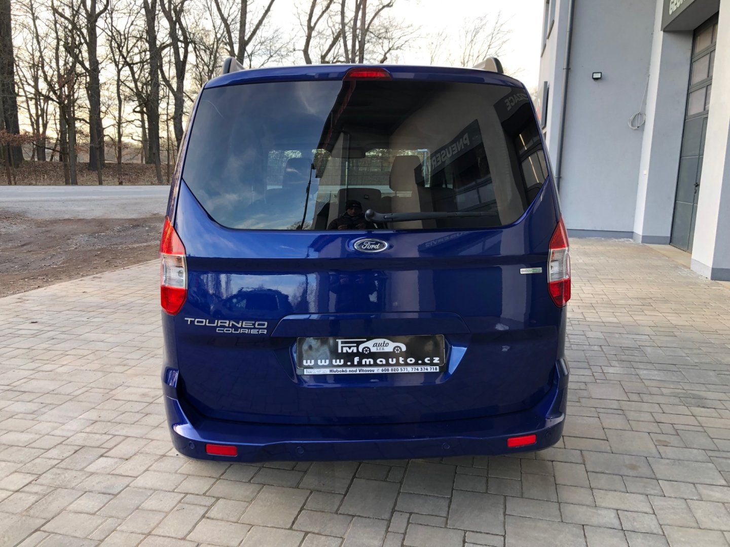 Ford Tourneo Courier, 1.0 EcoBoost - fotka 6